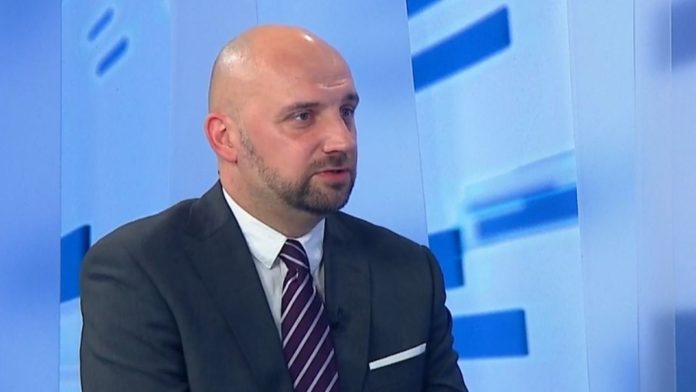 Politički analitičar iz Zagreba Denis Avdagić za 