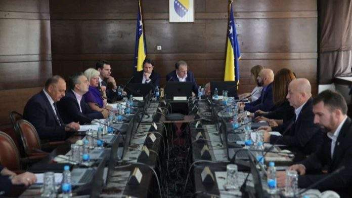 Vlada FBiH smijenila Zubčevića i Omerbegovića: Ovo su imena novih direktora KPZ-ova Tuzla i Sarajevo