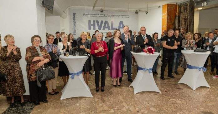 Koncertom Maye Sar & Cubisma u Tuzli završeni Dani filantropije