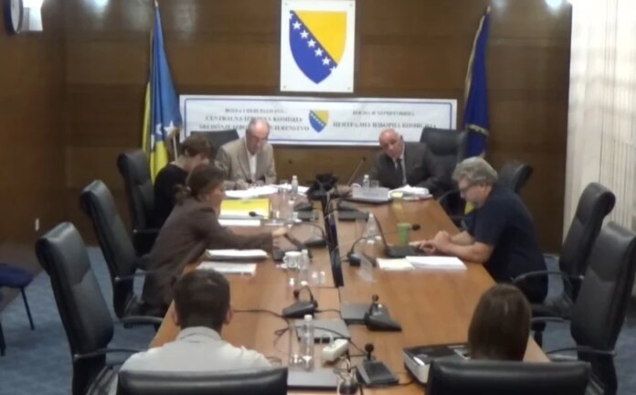 CIK neće pokrenuti postupak zbog odluke Vlade RS da pred izbore dijeli pomoć penzionerima