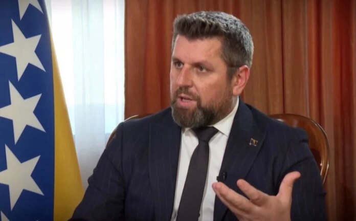 Duraković o veličanju Mladića u Zvorniku: “Ovo je završna faza genocida. Hoće li država reagovati?”
