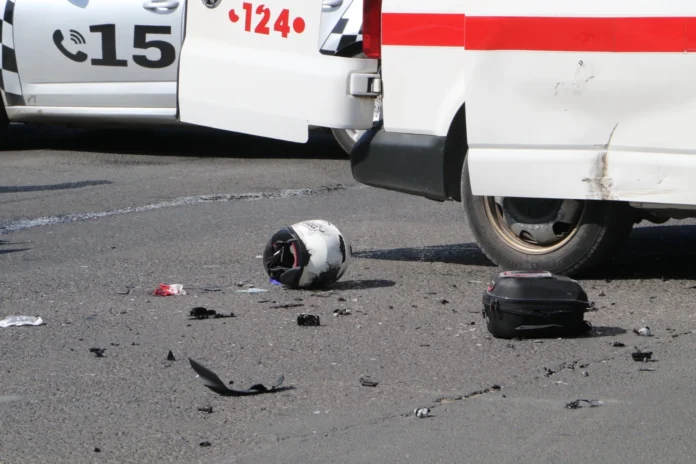 Još jedna smrt na cesti: Motociklist poginuo u sudaru s vozilom Hitne pomoći