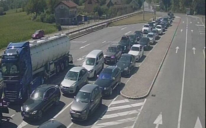Jutro donijelo velike gužve: Kolone na brojnim graničnim prelazima širom BiH