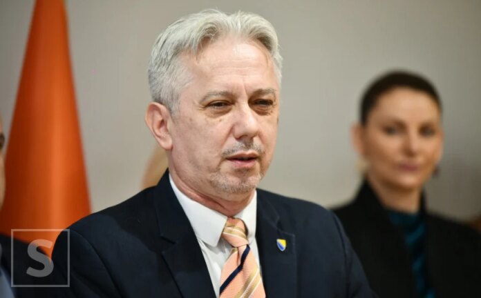 Slaven Kovačević: Znate li šta znači Dodikova podrška hrvatskoj izbornoj jedinici?
