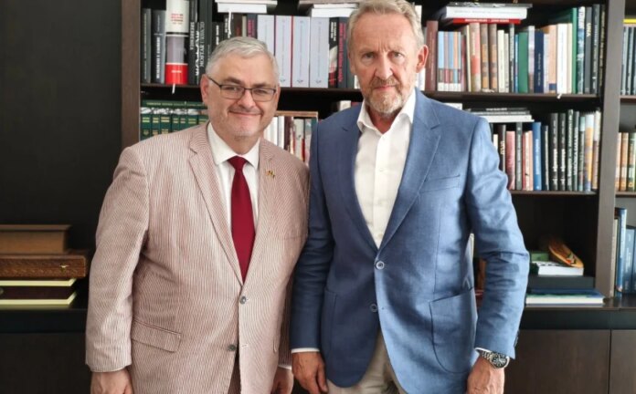 Šta su dogovorili Izetbegović i Crishock: U fokusu izbori, reforme i ekonomija