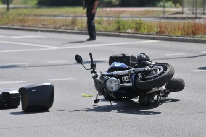 Stvorene gužveTeška saobraćajna nesreća u Vogošći: Motociklista prebačen u KCUS