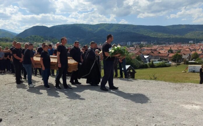 Tuga u Kotor-Varoši: Sahranjena Dragana Antešević, stradala u požaru kod Omiša