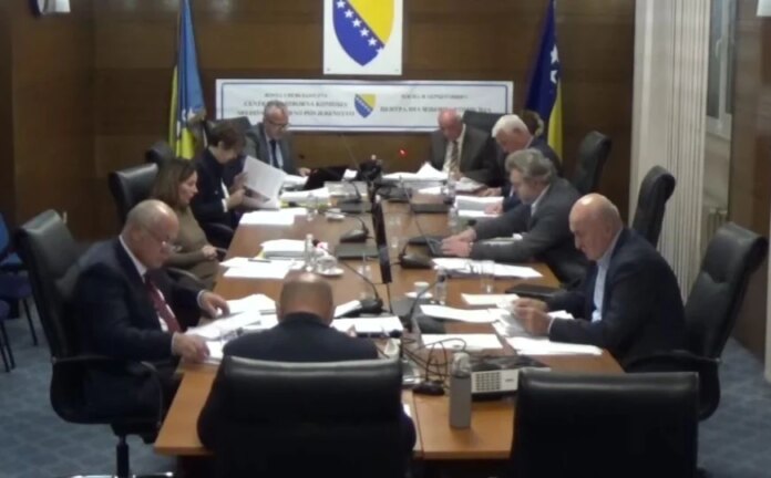 CIK žestoko kaznio Pokret Draška Stanivukovića, NIP i Snagu naroda Rame Isaka