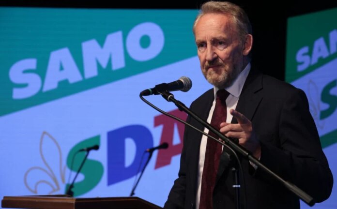 Izetbegović najavio pobjedu SDA: “Dok nama govore da ne pričamo o ratu, region se naoružava do zuba”