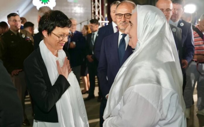 Marta Kos o Srebrenici: “Moje misli su posebno uz Majke Srebrenice”