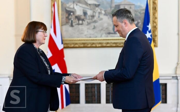 Nova britanska ambasadorica u BiH Dawn McKen predala akreditive u Predsjedništvu