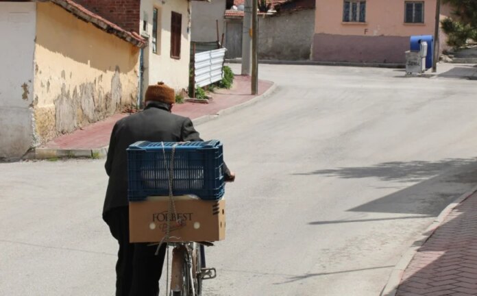 Penzioneri ostali praznih džepova: Poštar iz Čapljine s više od 50 neuručenih penzija napustio BiH