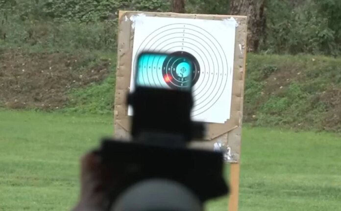 U BiH razvijen prvi “red dot” optički nišan: Slijede vojna testiranja