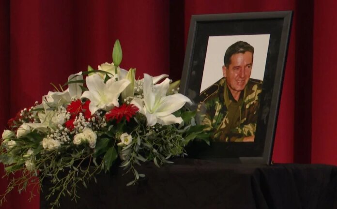 U Tuzli održana komemoracija penzionisanom pukovniku Armije RBiH Enveru Delibegoviću
