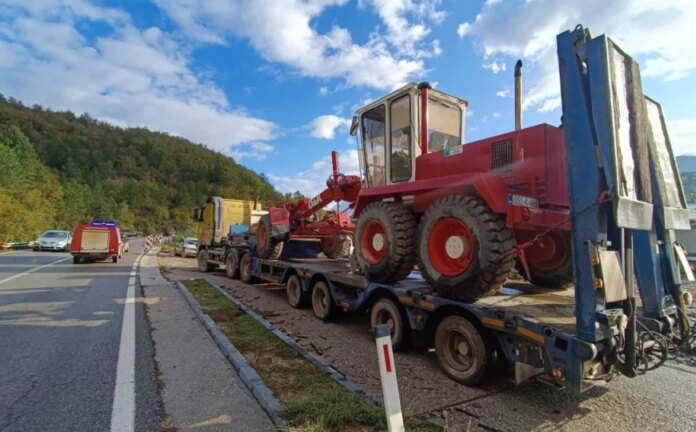 Uhapšena dva lica u Tešnju: Krali gorivo iz teretnog vozila firme