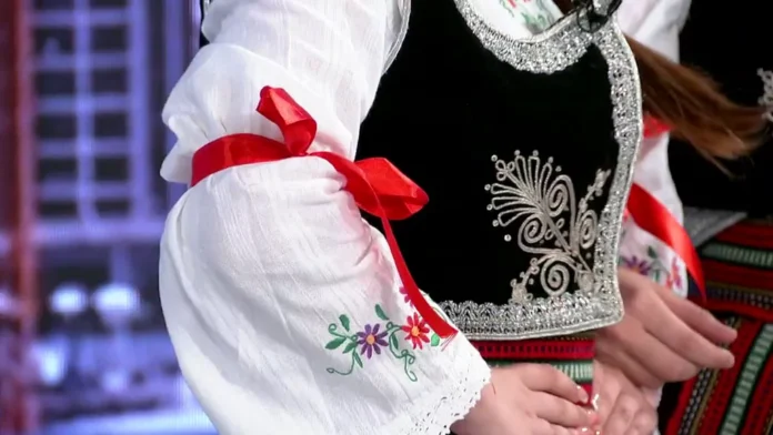 ŠTA ZNAČI KAD VAS SVRBI DLAN ILI NOS? Stara srpska verovanja koja i danas poštujemo – evo zašto nikada ne treba da sečete nokte u tuđoj kući!