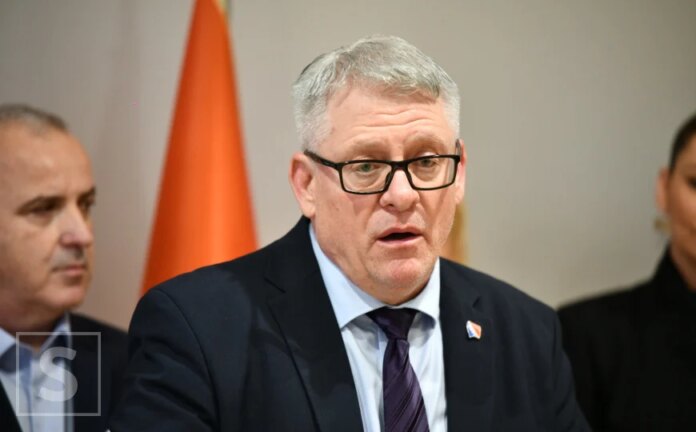 Begić: Naredne četiri godine će biti teške, DF je poslan na klupu za rezervne igrače
