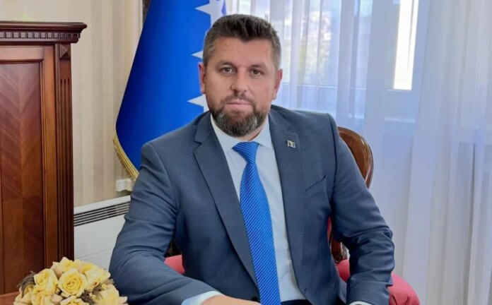 Duraković za Radiosarajevo.ba: Ovo nije prvi put, rade ‘kidnapovanje’ etničkih prava Bošnjaka