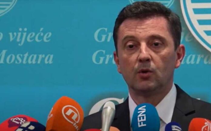 Kordić tvrdi: Radnici vraćeni na posao u ‘Komunalno’ ne rade, dogodio se incident