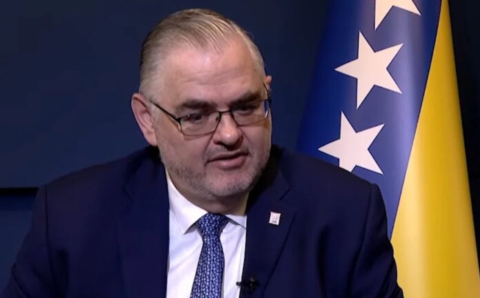 OHR za Radiosarajevo.ba o pritiscima na Memorijalni centar Srebrenica: “Pažljivo pratimo situaciju”