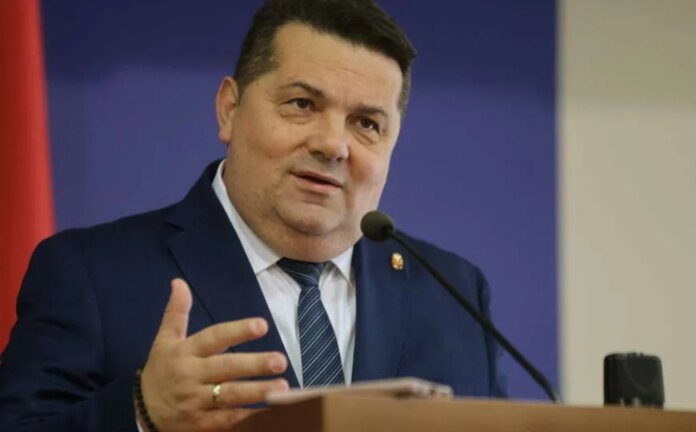 Stevandić se posvađao na X-u nakon Vučićevog poraza: “Kasabalije, odbijte, nije ovo vaša pobjeda!”