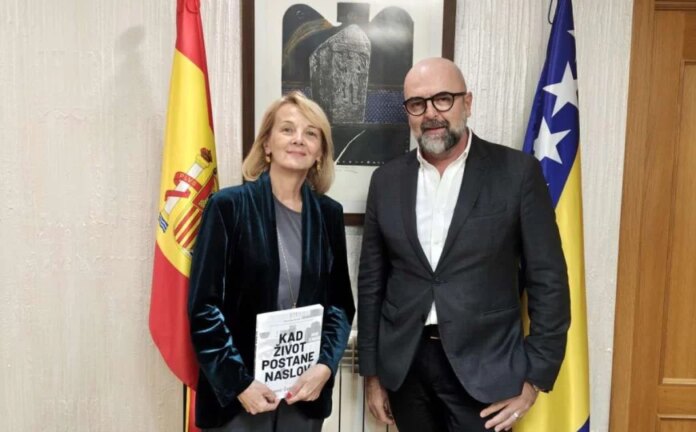 Susret ambasadorice BiH u Madridu i Damira Šehanovića: Budućnost novinarstva u fokusu razgovora